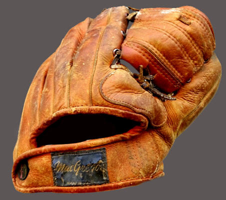 Richie Ashburn MacGregor GB29 Fielders Glove