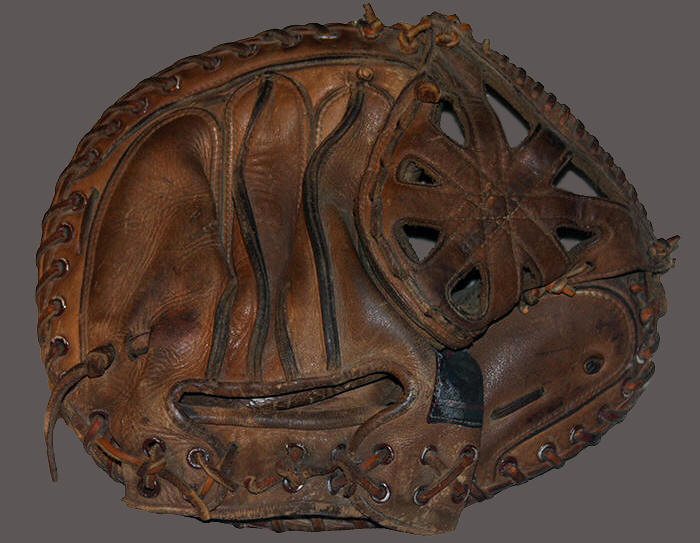 Spalding 42-965 Yogi Berra Catchers Mitt